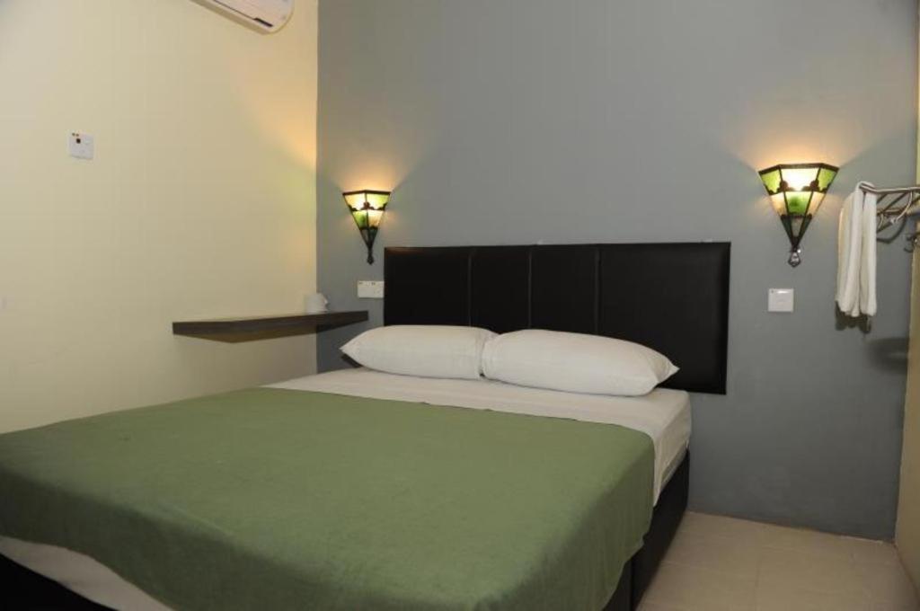 Kuok Pin Hotel Kuching Kültér fotó